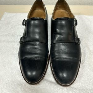 Johnston & Murphy men’s loafer. Size 10.5M